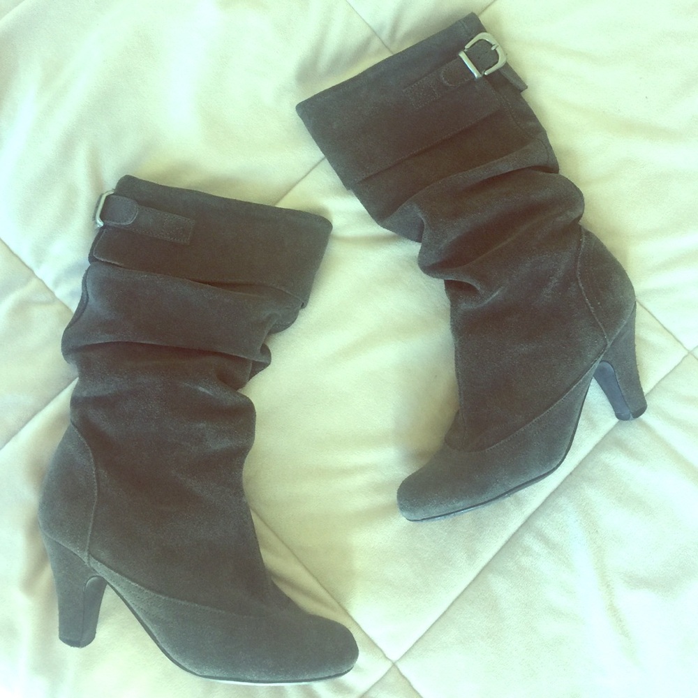 Steve Madden Brown Suede Mid-Heel Slouch Boots with Buckle